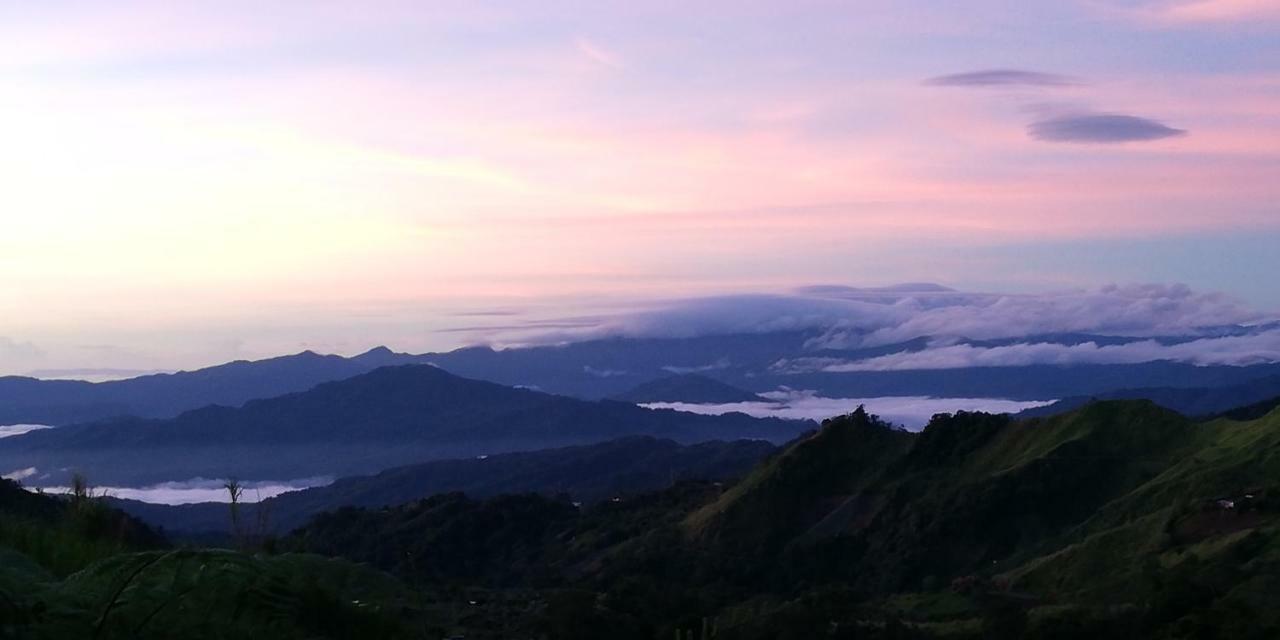 Wind Valley Farmstay Kundasang Exterior photo